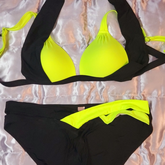 Black and neon yellow "Brand New"swimsuit. - Picture 1 of 4